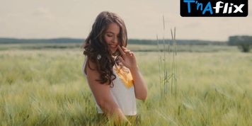 Henriette Confurius Sexy Scene  in Ich Ich Ich