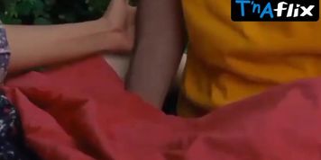 Laudya Cheryl Sexy Scene  in Seperti Dendam Rindu Harus Dibayar Tuntas