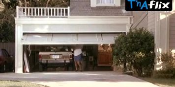 Wendy Schaal Sexy Scene  in The 'Burbs