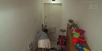 [NHDTB-104] NHDTB-104 I Will Make The Next Married Woman Who Visited With An Apology Of Noise Trouble Ashorekimae And Throat Fir