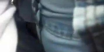 Encoxando (Groping) 3