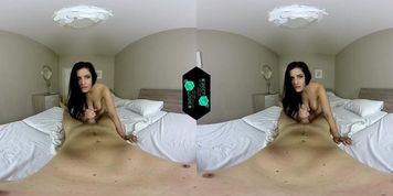 Is there more of videos featuring her?