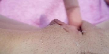 love (Mathangi Arulpragasam, Mia Khalifa)