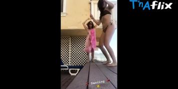 Isabelle Fuhrman Bikini Scene  in Isabelle Fuhrman Isabelle Hot Bikini