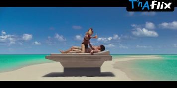 Cara Delevingne Bikini Scene  in Valerian And The City Of A Thousand Planets