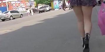 Incredibly arousing street upskirt footage