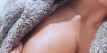 Hoy este culo esta perezoso.... Ya les contar&eacute; c&oacute;mo est&aacute;n by silviasiciliaxxx from OnlyFans | Coomer