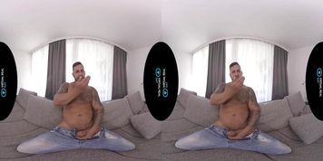 VirtualRealGay.com - Hot alone