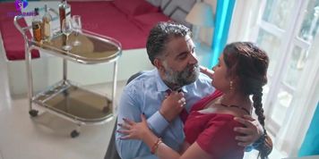 ADLA BADLI S2E2 - Hindi Series (Tina Nandy)