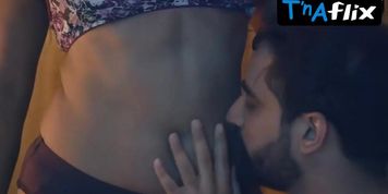 Pihu Singh Sexy Scene  in The Bucket List