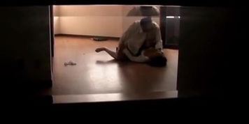 Japanese saleswoman of real estate gets  (Full: shortina.com/AcvVpz)