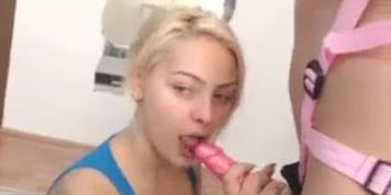 Lesbian webcam sex tease