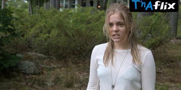 Aubrey Plaza Sexy Scene  in My Old Ass