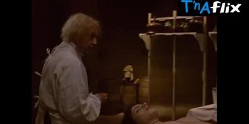 Isabel Gueron Breasts,  Bush Scene  in O Xango De Baker Street