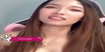 So beautiful and sexy