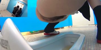 PISS JAPAN TV - Uniformed asians peeing