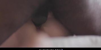 Young Couple Kenzie Reeves & Rod Jackson Play The Screw Game.