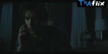 Savannah Welch Sexy Scene  in Titans