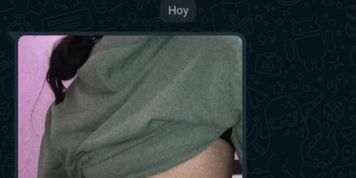 CON UNA AMIGA DE MI CARNALA POR WHATSAPP (Bobbi Eden)