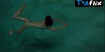 Mary-Louise Parker Breasts,  Bush Scene  in Weeds