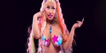 Nicki Minaj - Trollz (Nicki Minaj will make you CUM)