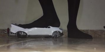 FOOT MASTER CRUSHING A CAR / FOOT FETISH / FEETFETISH