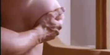 Amazing tits, Mia - Sensual Pleasures (Mathangi Arulpragasam)