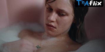 Helena Englert Breasts Scene  in #Bringbackalice