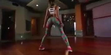 LexTwerk twerking to lean on