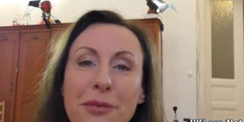 Mature brit sucking cock - video 1