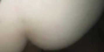 White girl can suck cock but can&rsquo;t take it lol