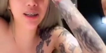 Two Cam Girls - Lesbian