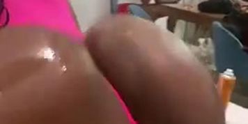 zmeena orr oiled clap