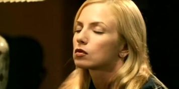 Traci Lords Sexy Scene  in Extramarital