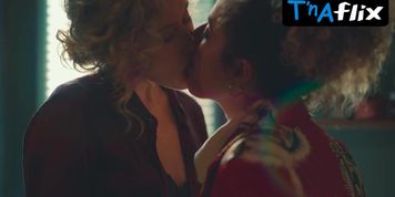 Teresa Riott Underwear,  Lesbian Scene  in Valeria (Norma Joel)