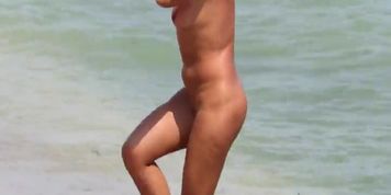 Sex On The Beach - Amateur Nudist Voyeur MILFs