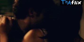 Otmara Marrero Sexy Scene  in Startup