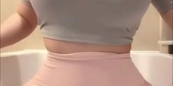 XXAPPLE BIG ASS INCITANDO