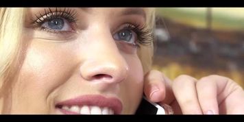 Blonde hottie has it in for her strapping stepdad