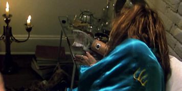 Angelina Jolie, Rosanna Arquette  Hell's Kitchen (1998)