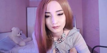 Thai Wet Girl Masturbate On Webcam Show