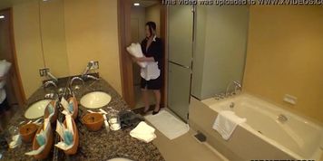 Japanese maid, Rei Kitajima was caught masturbating at work, uncensored