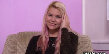 Naughty czech cutie gapes her soft cunt to the unusual