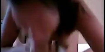 Filipina gives perfect blowjob until cumshot