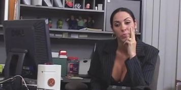 Lustful boss Veronica Rayne seduces the guy in the office