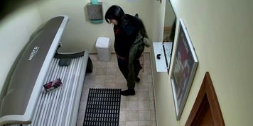 Czech Voyeur in Tanning Bed (Hiddencam___)