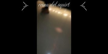MI ESPOSA Y GERARDO SE BESAN
