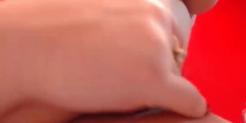 she show pussy and an nice dance