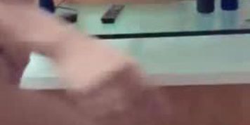 Novinha se exibe dan&ccedil;a funk e fode no final