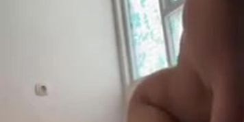 Ulekan Hot Ibu Penjual ES Teh